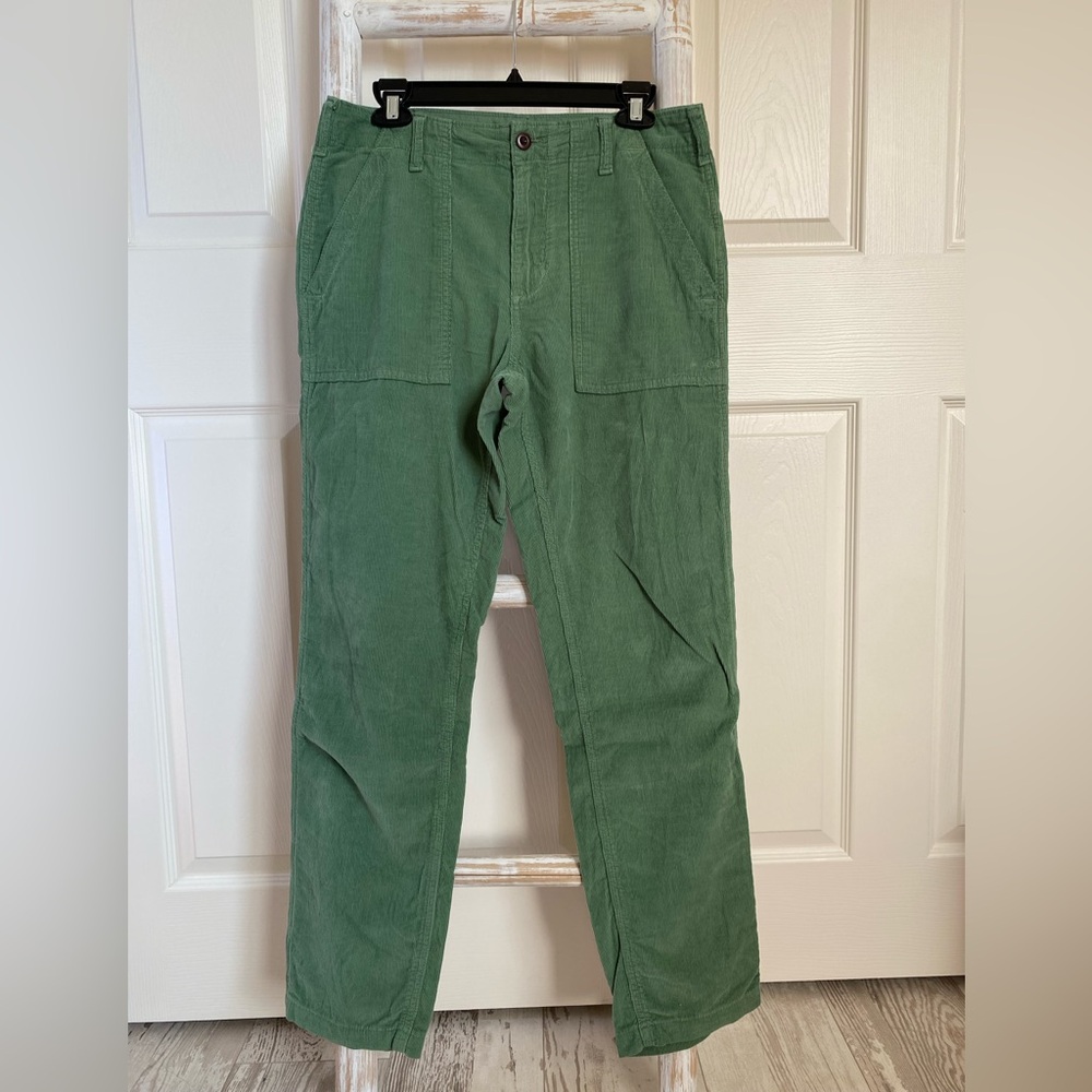 Outerknown men’s corduroy field pants size 30” green